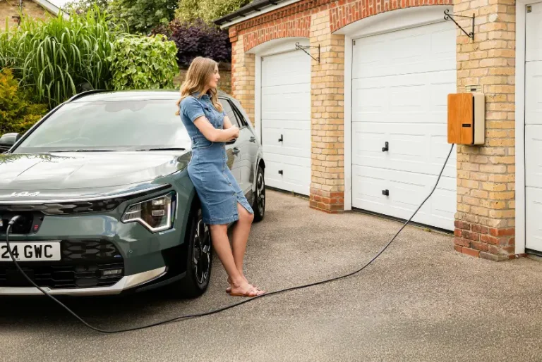 Coche eléctrico pequeño barato