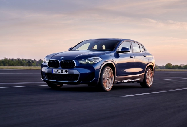 La carga de BMW X2 xDrive 25e