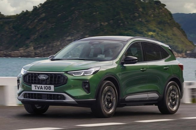 La carga de Ford KUGA 2.5 PHEV 5P